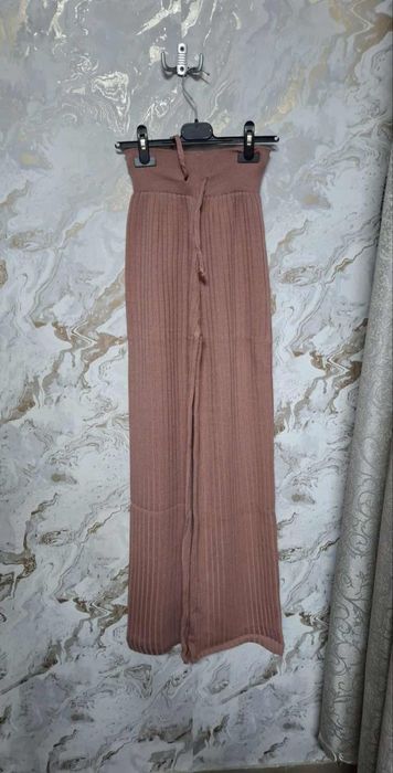 Pantaloni universali