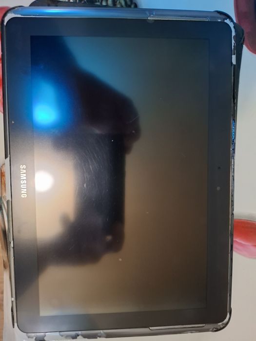Продам планшет самсунг галакси таб note 10,1 внутренняя память 32 гб .