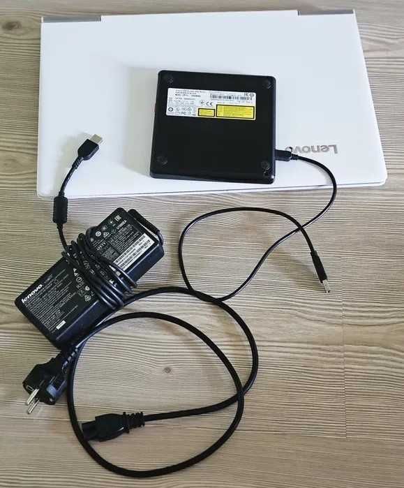 Лаптоп Lenovo IdeaPad 700-15ISK