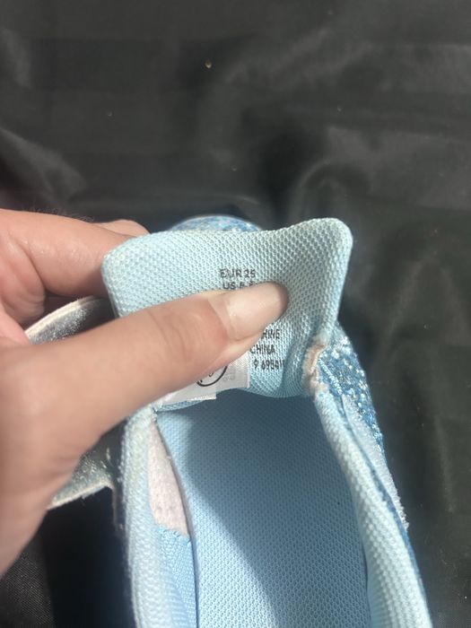 Tenisi Frozen cu led