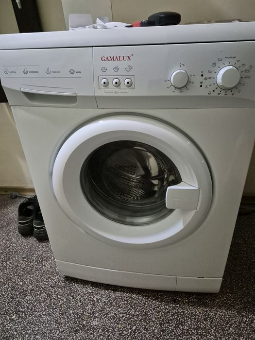 Пералня работеща падарявам