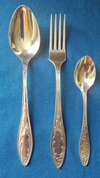 Мельхиоровые столовые приборы