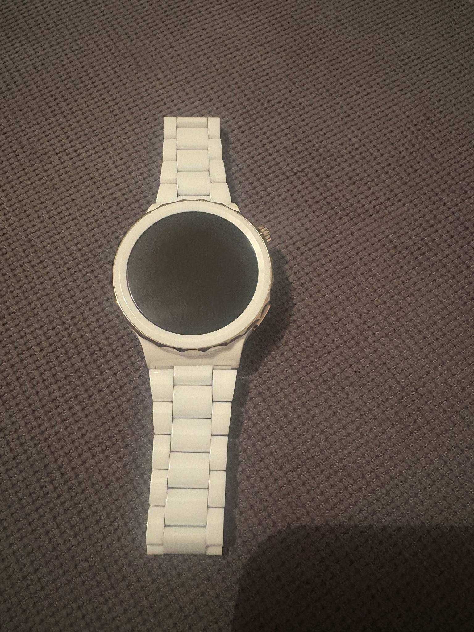 Дамски смарт часовник HUAWEI GT 3 PRO CERAMIC
