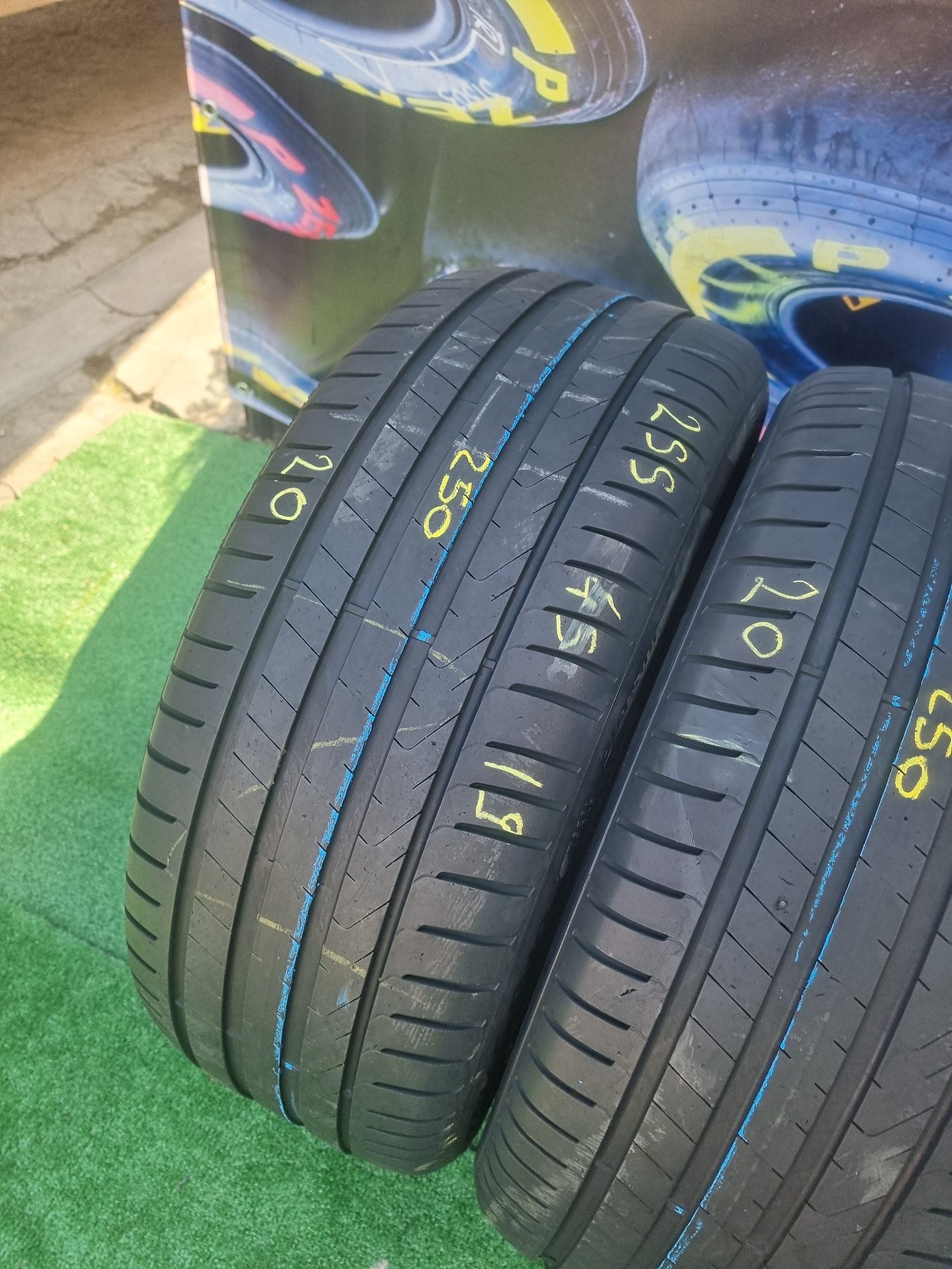 255.45.19 pirelli