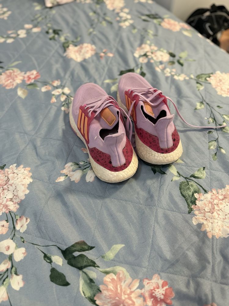 Adidas ultraboost 22