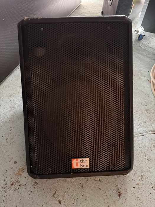 Monitoare active The Box cu difuzor de 15" - 250W