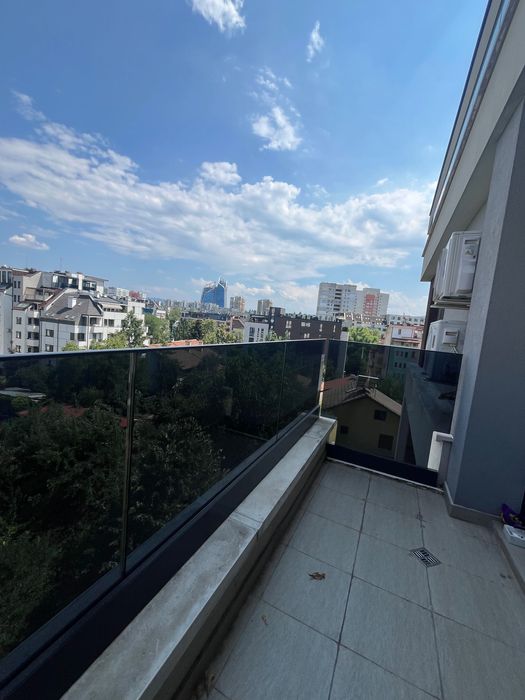 Продава се Двустаен апартамент в София, Изгрев - 92 кв.м за 9 €/кв.м - Снимка #3