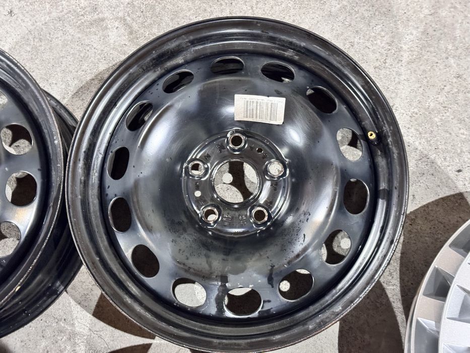 4бр железни VW Golf Pasat 16цола