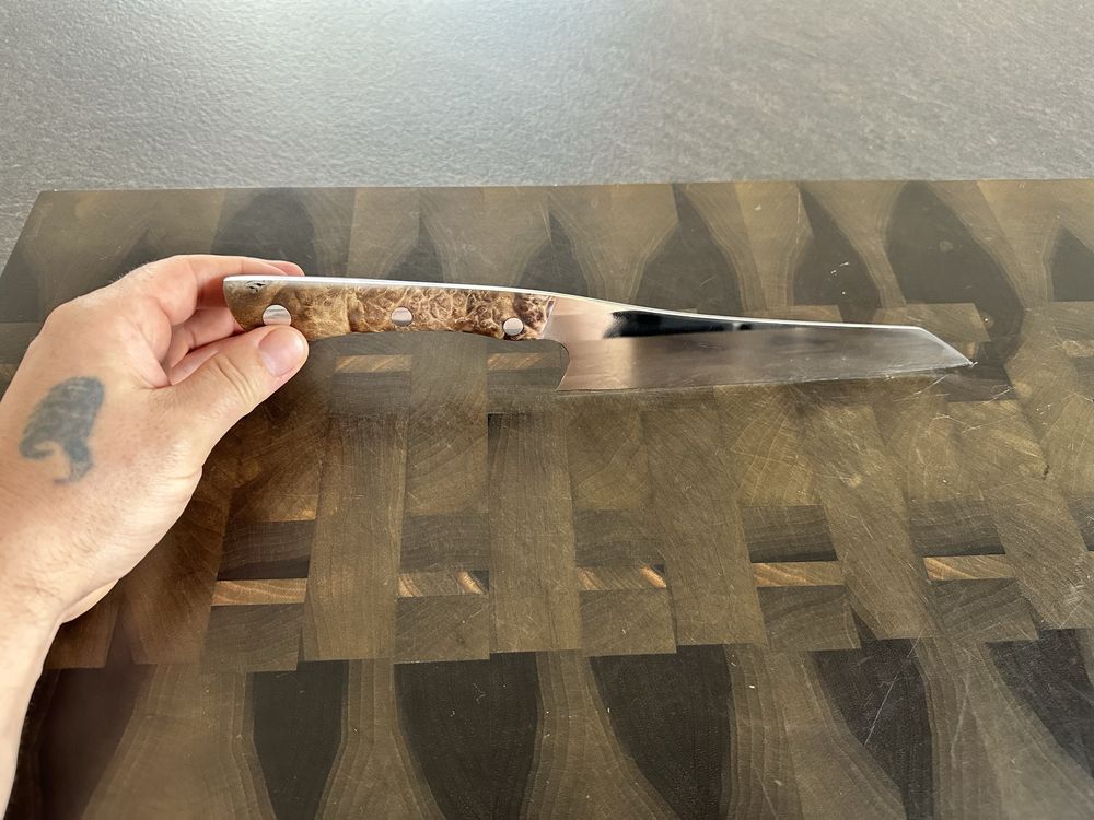 Cutit de bucatarie facut manual