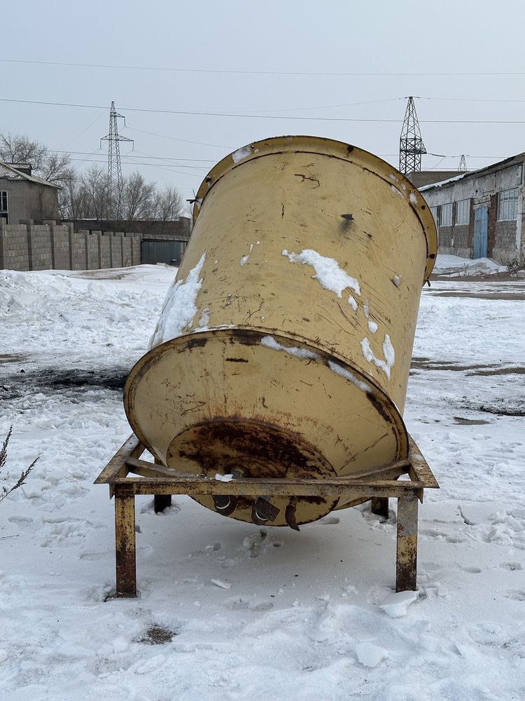 Емкость на 1,7 м3