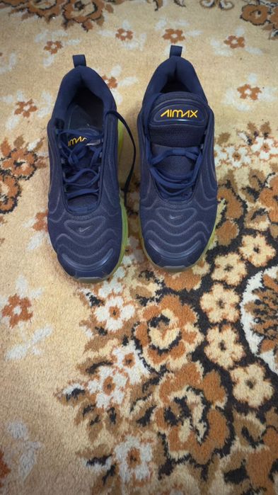Nike Air Max 720 Midnight Navy Laser Orange
Midnight Navy Laser Orange