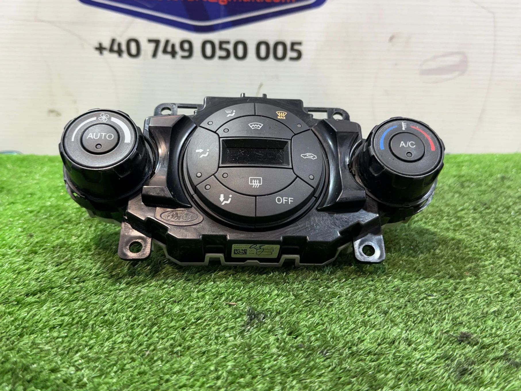 PANOU CENTRAL COMANDA CLIMA FORD FIESTA ST SPORT COUPE 1.6 BENZINA 2013 COD OEM 8A6T18C612 8A6918C612 2012-2019