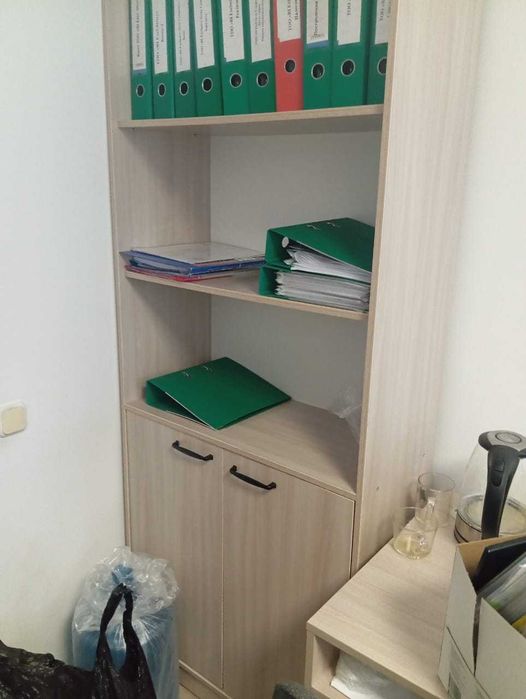 Продам шкаф офисный в отличном состоянии