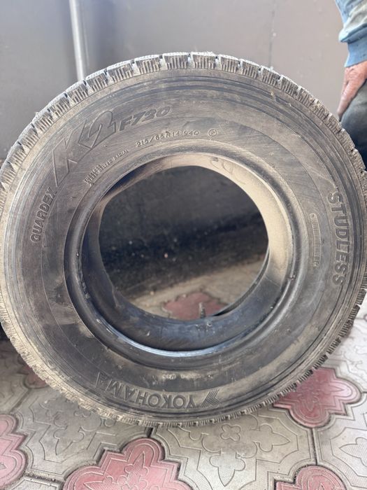 Продам колесо две штуки 20000