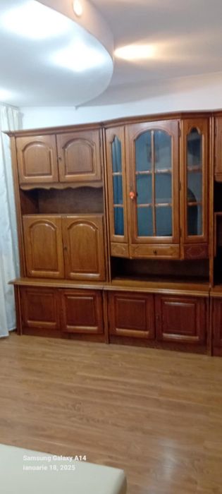 Apartament de închiriat