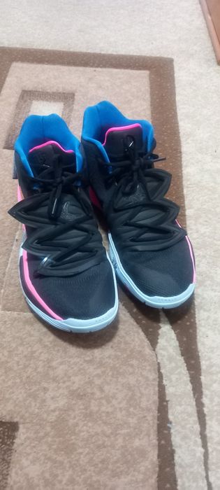 Adidasi Nike kyrie 5 just do it