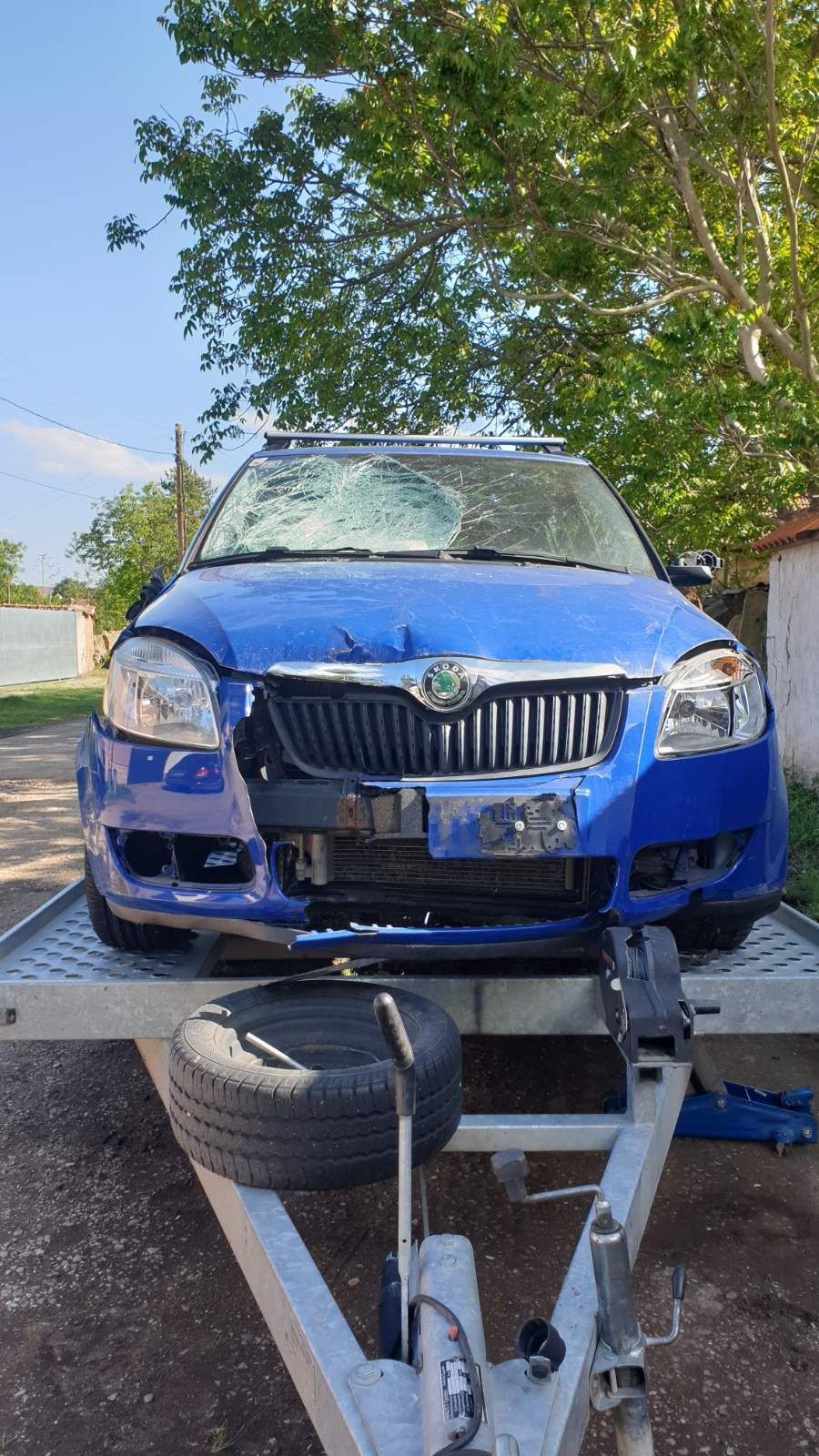 Шкода фабиа, skoda fabia 1.2HTP за части