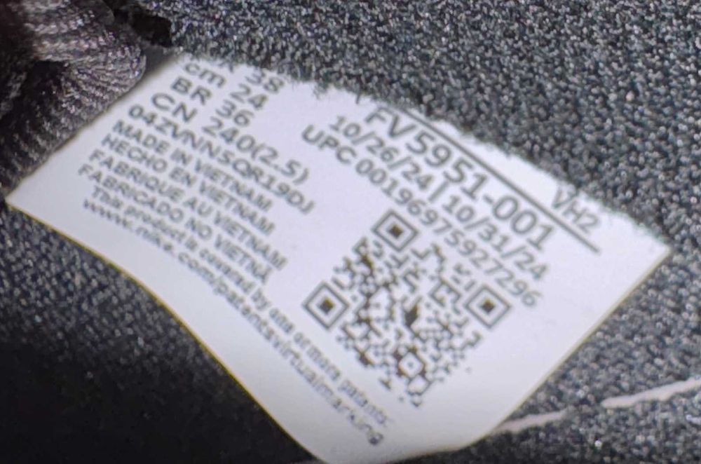 Nike Air Force 1 LV8/LE "Triple Black" - Номер 38