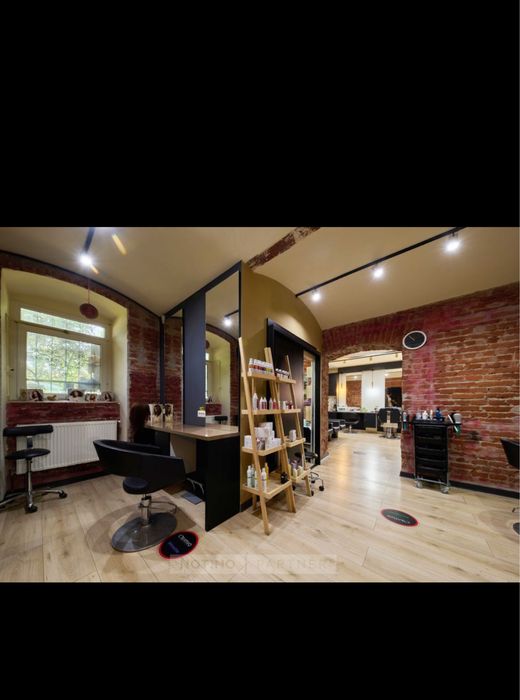 Salon Creativo inchiriaza sacun coafura/frizerie locatie centrala