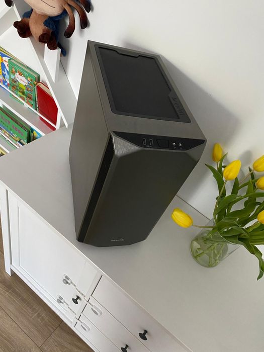 PC Gaming nou - i5-14600K, 32GB RAM, RX 9070 16GB cu monitor Ultrawide