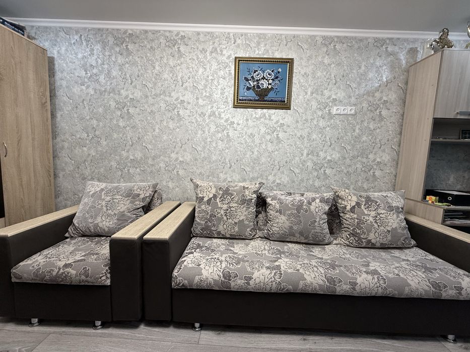 Продам диван в хорошем состоянии