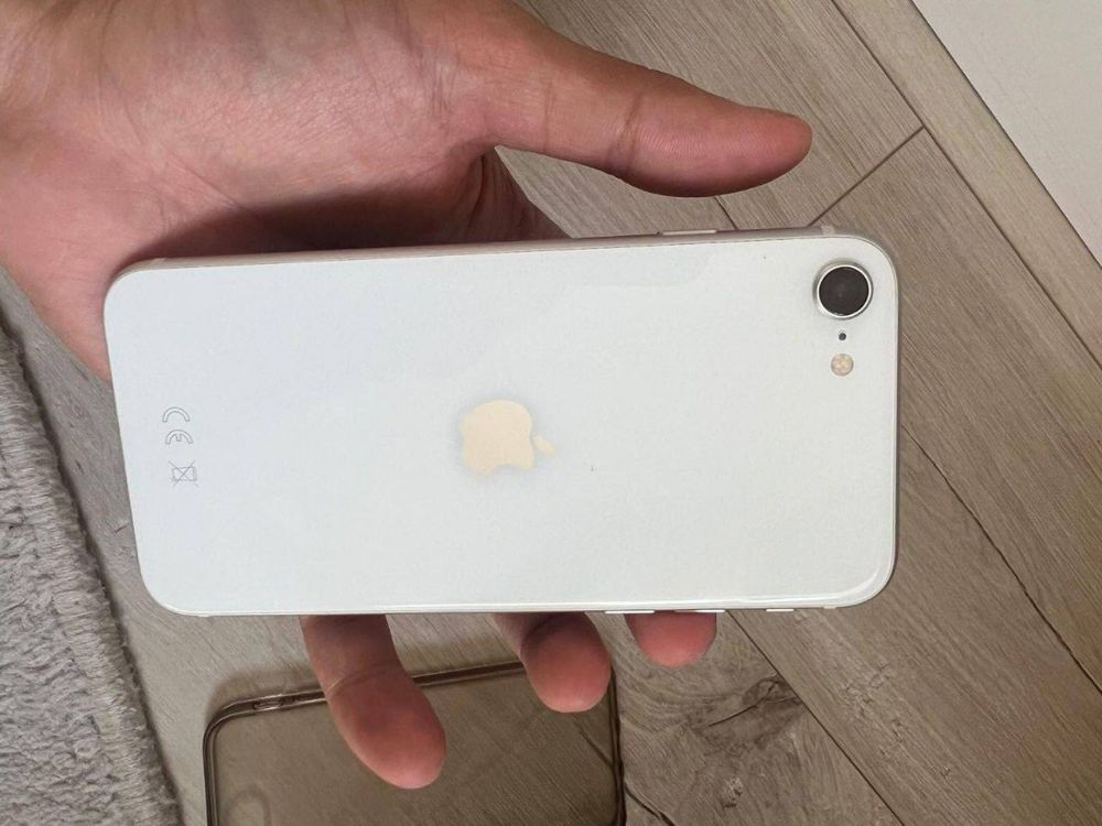 Iphone SE 2020 Srocna sotiladi