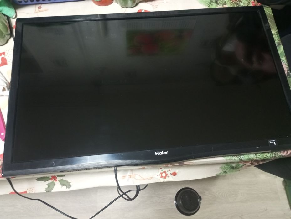Срочно Продам телевизор Haier