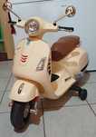 Scuter Vespa pentru copii