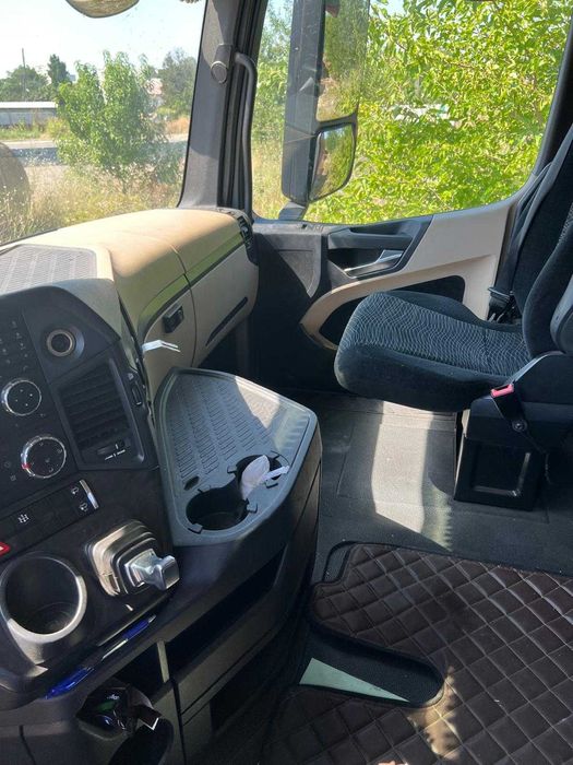 Mercedes Actros 2015 model 1943