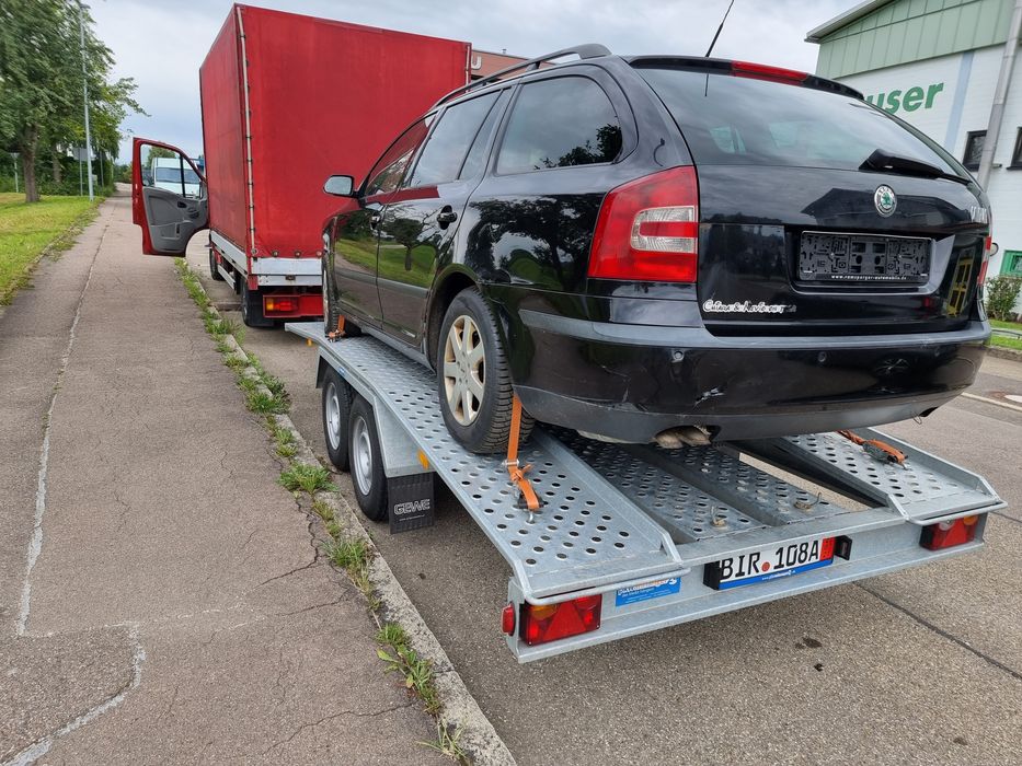 Platforma auto 10.2021,unic proprietar,in stare foarte bună