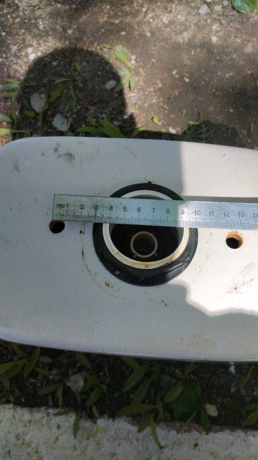Продам бачок от унитаза б/у