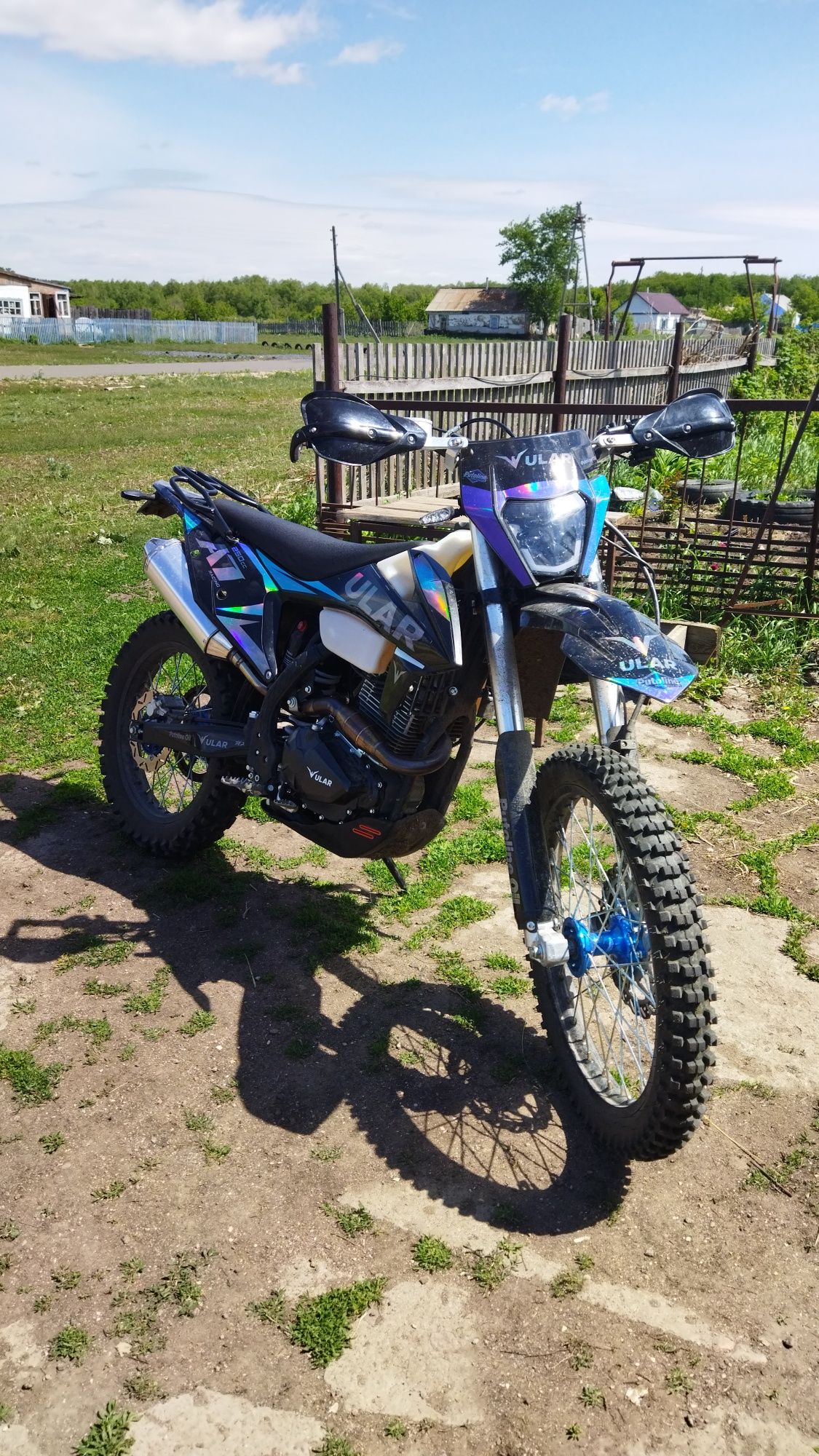 Продам эндуро 250 Ular