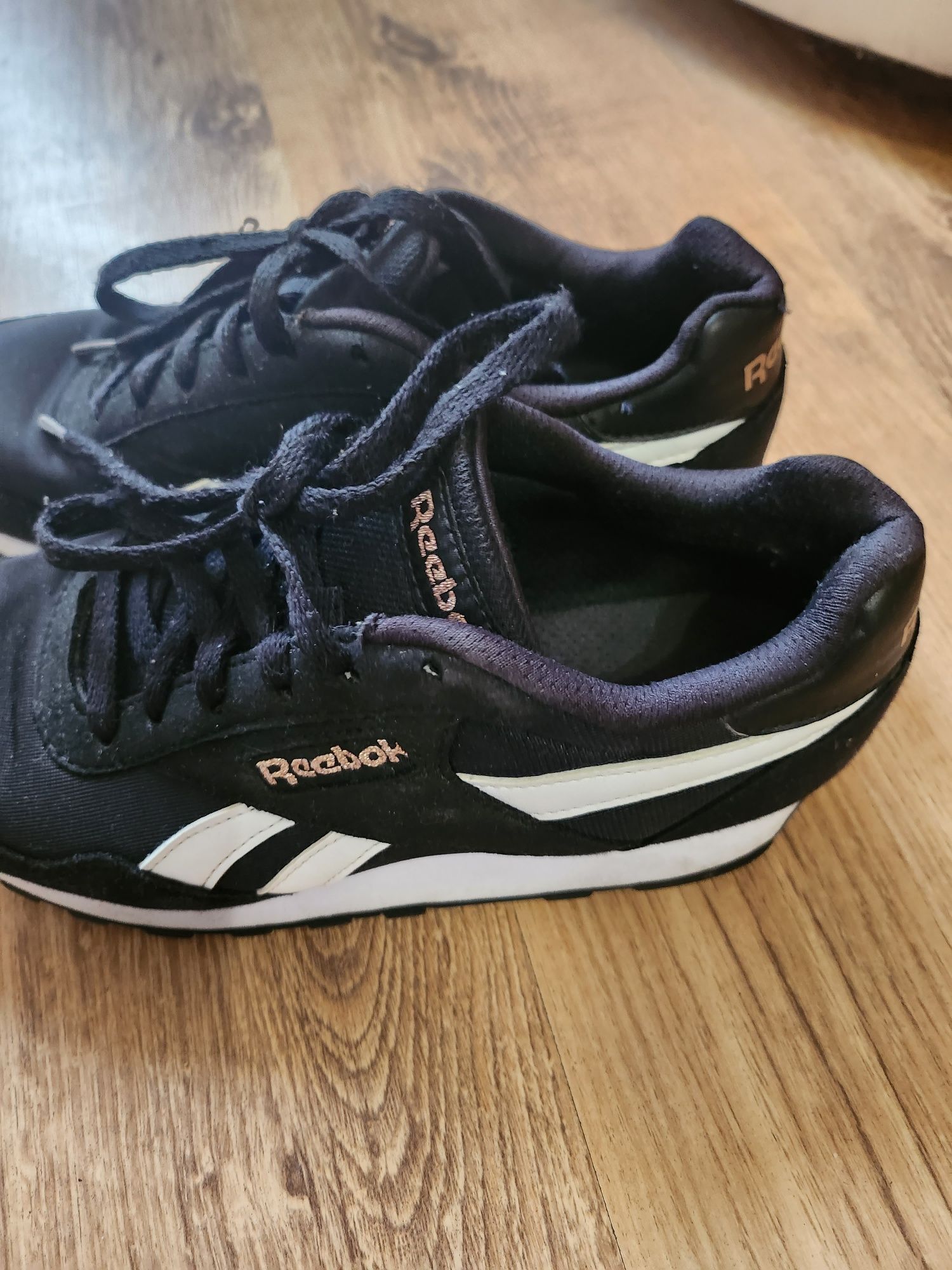 Маратонки Reebok37