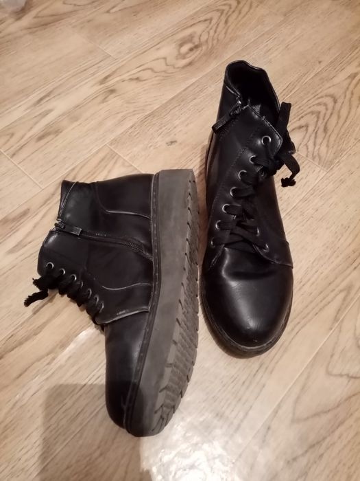 Продам женский обуви каждый 1000тг