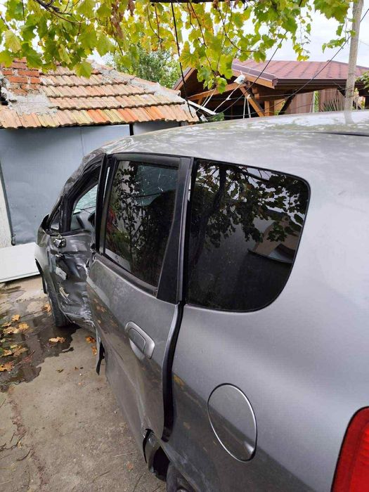 Продава Хонда Джаз (удар)