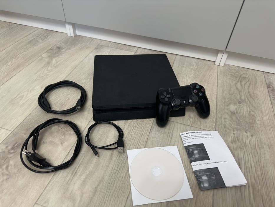 Продам прошитую PlayStation 4 - 58 игр