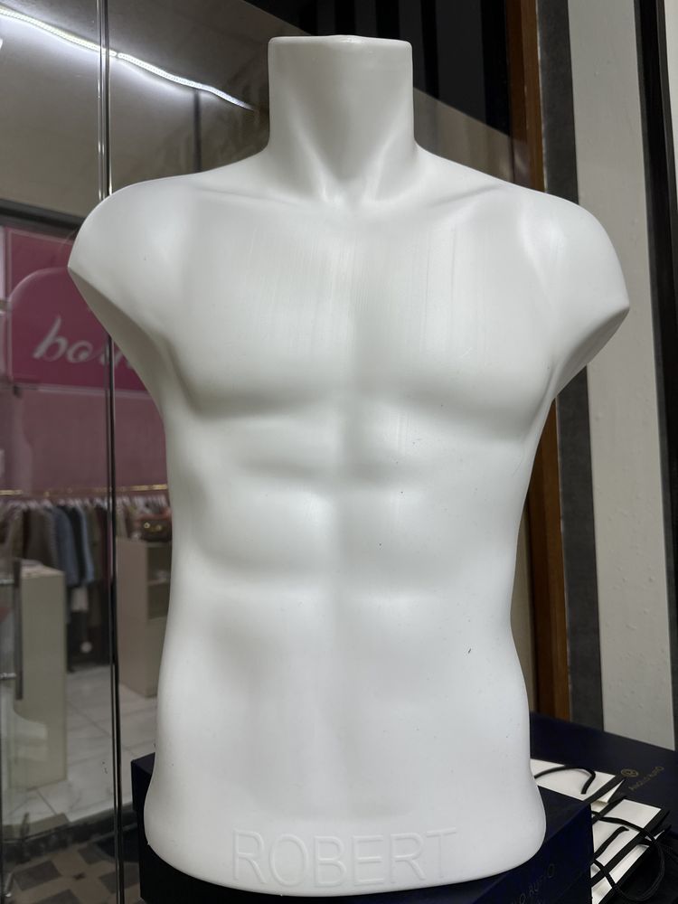 Maniken dlya mujskoy odejde