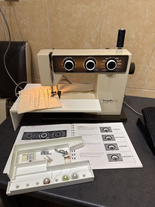 Masina de cusut festonat si butoniere Hugin Germania