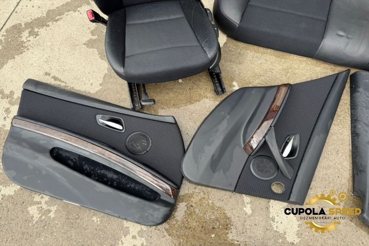 Interior complet cu fete usi mahon (de Europa) BMW Seria 3 E91 [2004