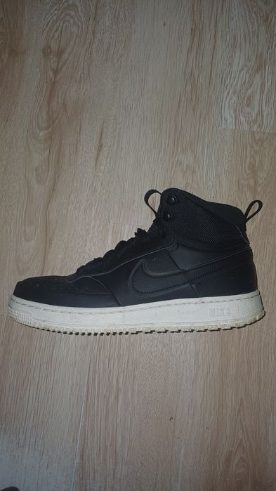 Adidasi Nike Court Vision