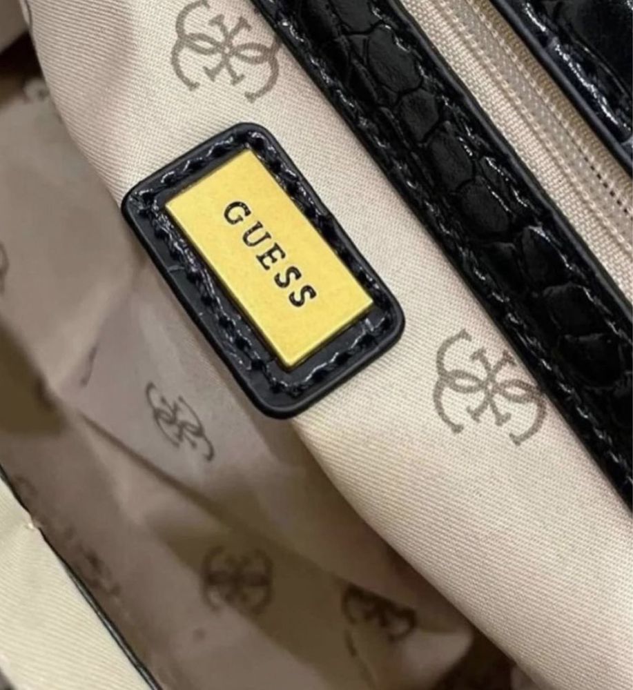 Сумка Guess в оригинале новая