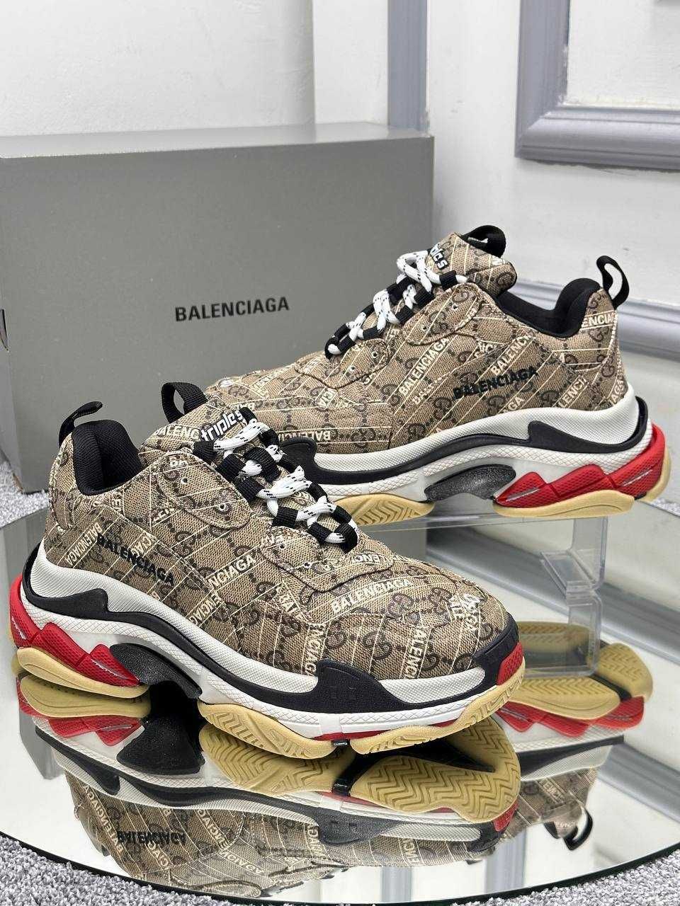 Balenciaga triple S