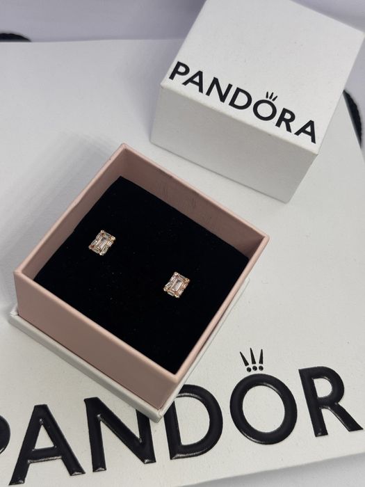 Пандора обеци Pandora