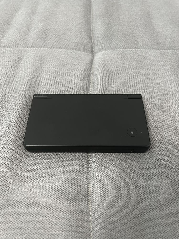 Nintendo DSI negru + accesorii