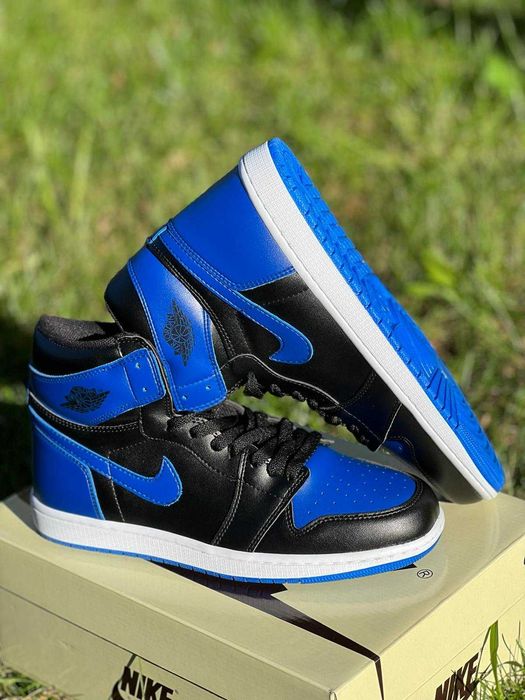 Adidasi Air Jordan 1high royal produs nou