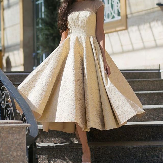 Продам женское вечернее платье