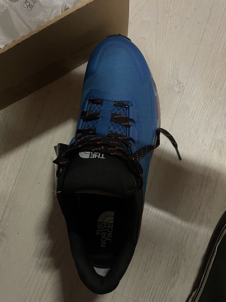 Туристически обувки  The North Face