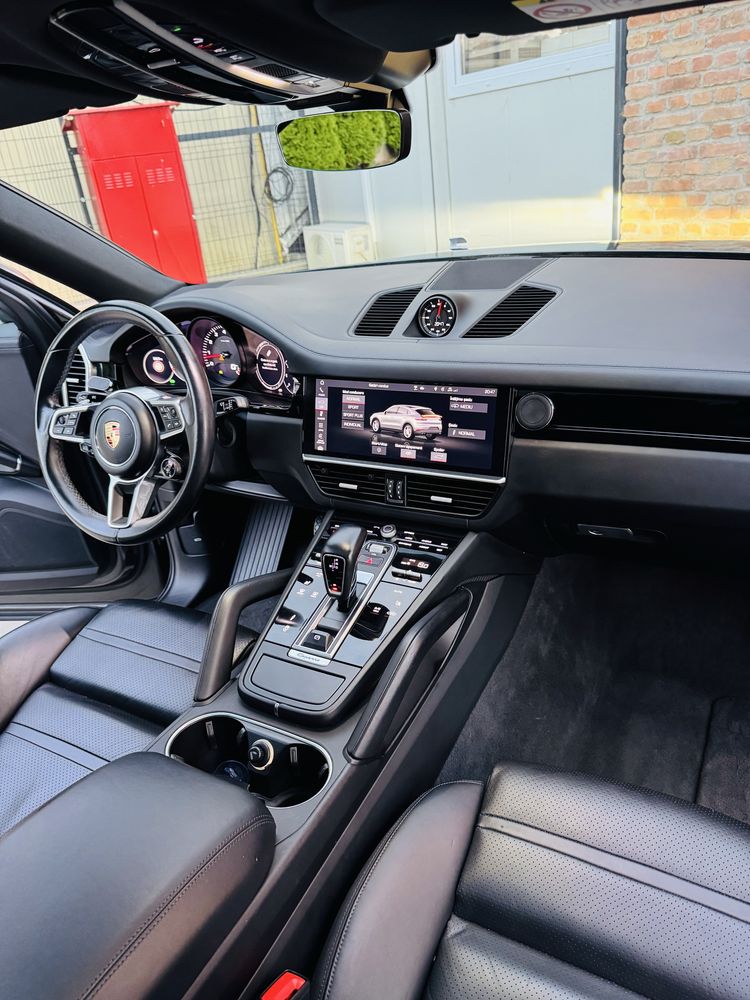 Porsche Cayanne Coupe