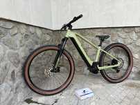 Bicicleta electrica cube reaction hybrid