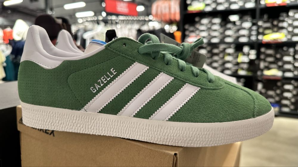 Adidas Gazelle , originali din piele naturala ( 41.1/3 )